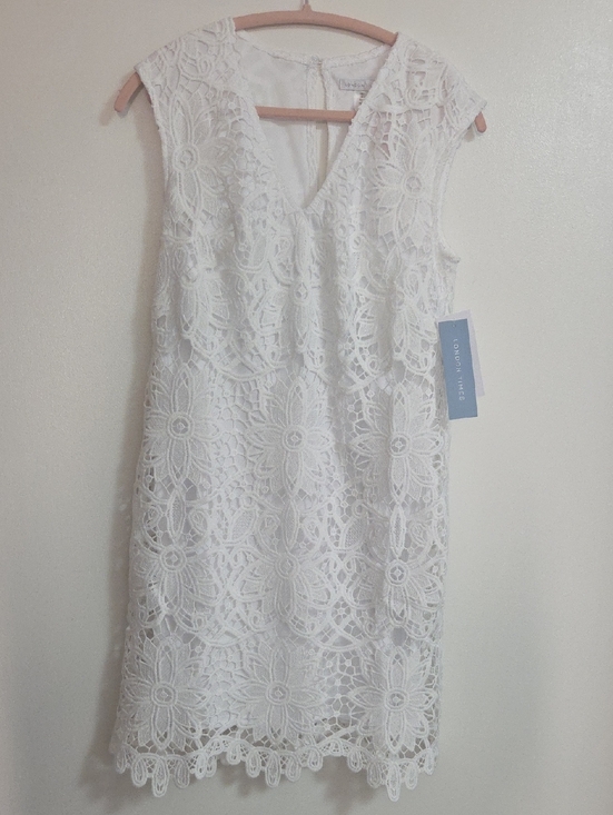 London Times Dresses & Skirts - London Times White Floral Lace Mini Dress Size 4